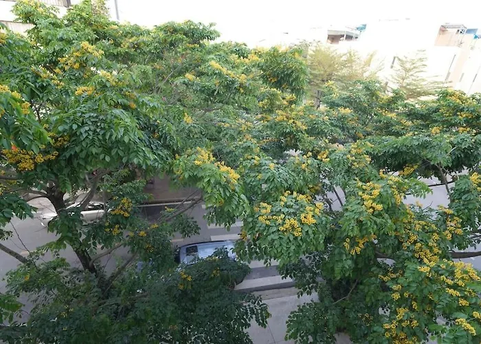 Rosemary's Biệt thự