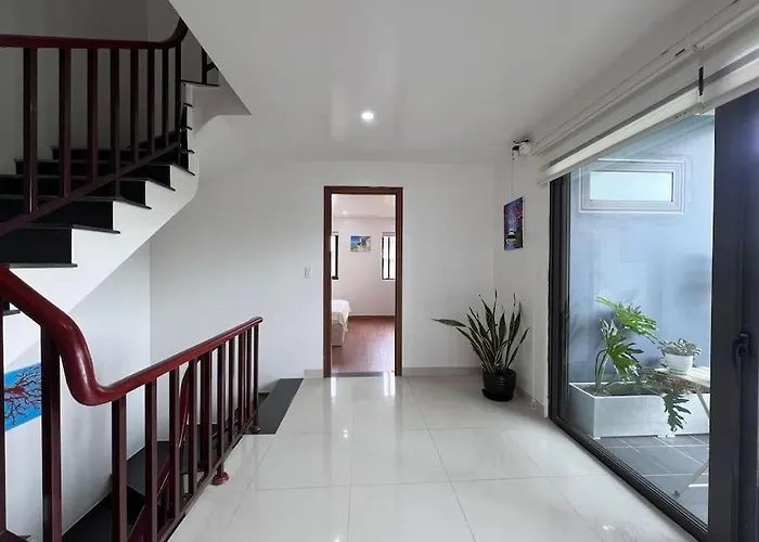 Rosemary's Biệt thự *
